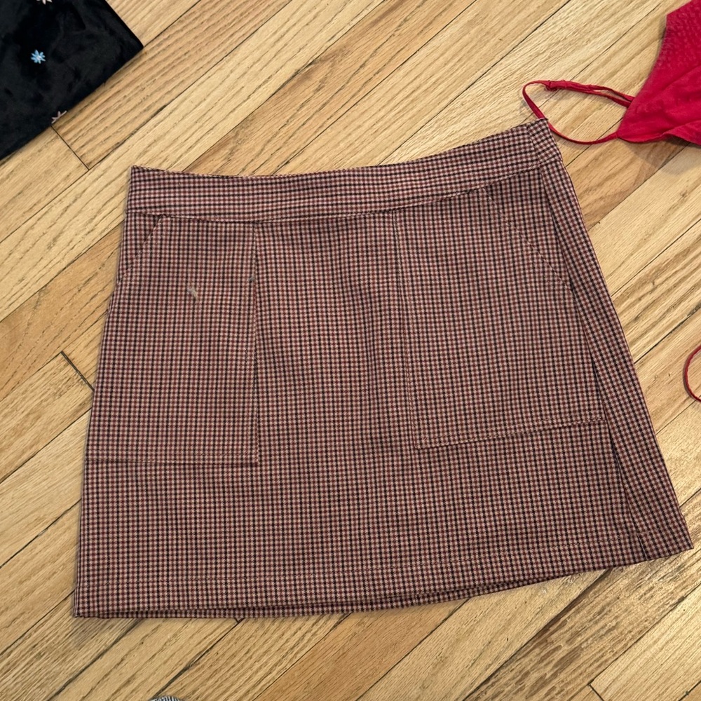 Plaid mini skirt